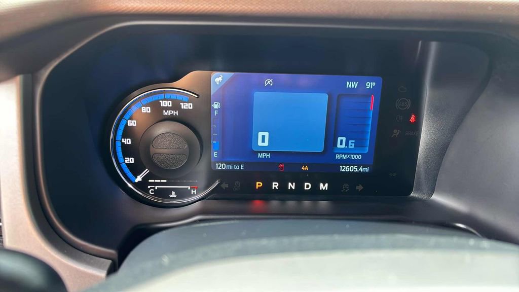 Used 2023 Ford Bronco Outer Banks image 20