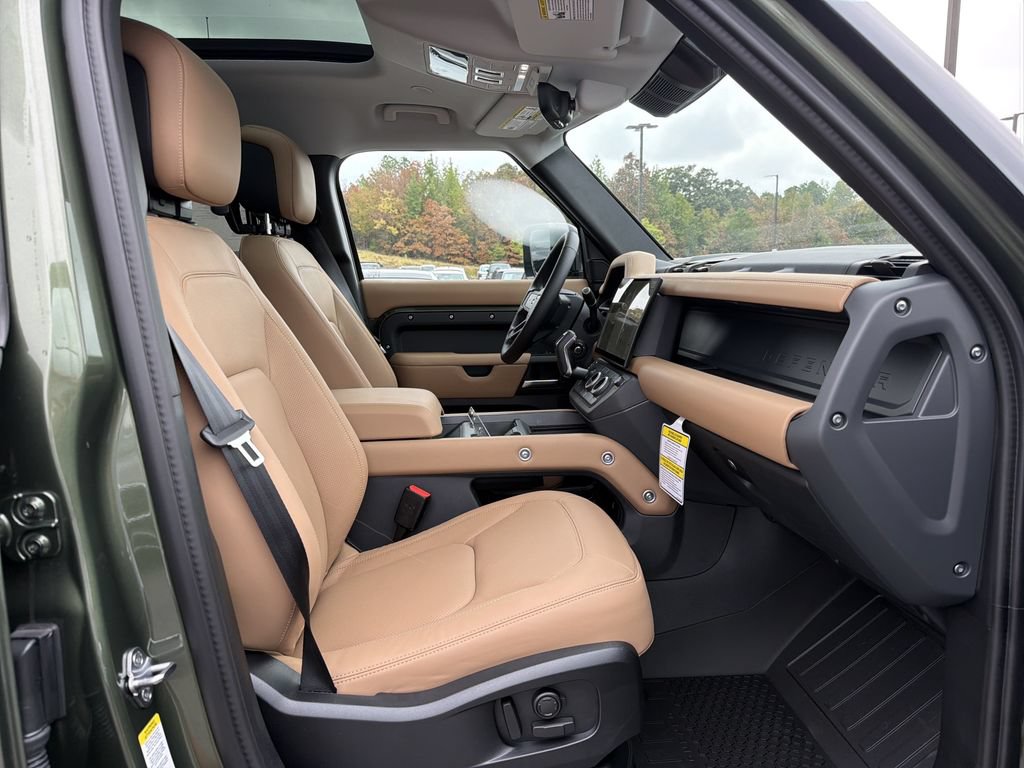 New 2026 Land Rover Defender 110 S AWD/4WD image 15
