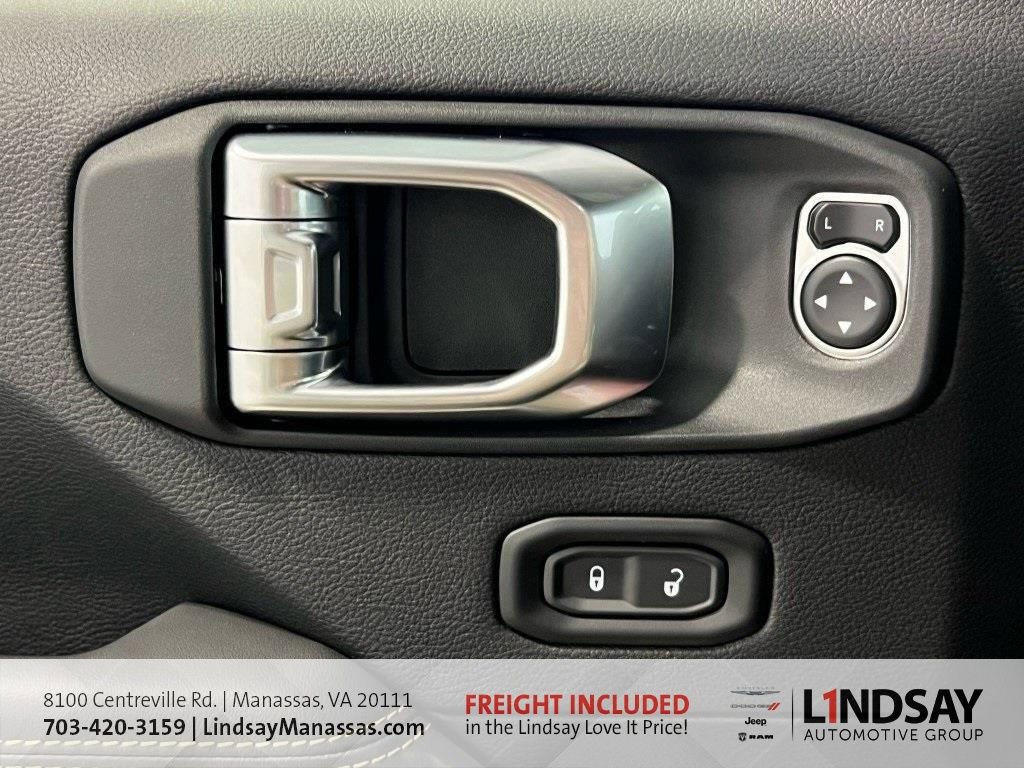 New 2025 Jeep Wrangler Unlimited Rubicon 392 image 29