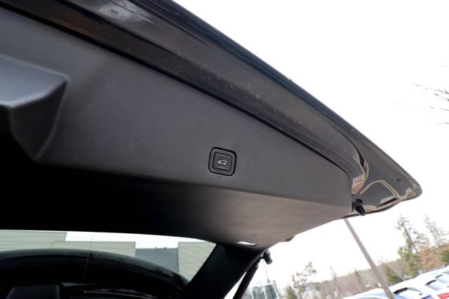 Used 2023 Cadillac XT6 Luxury image 41