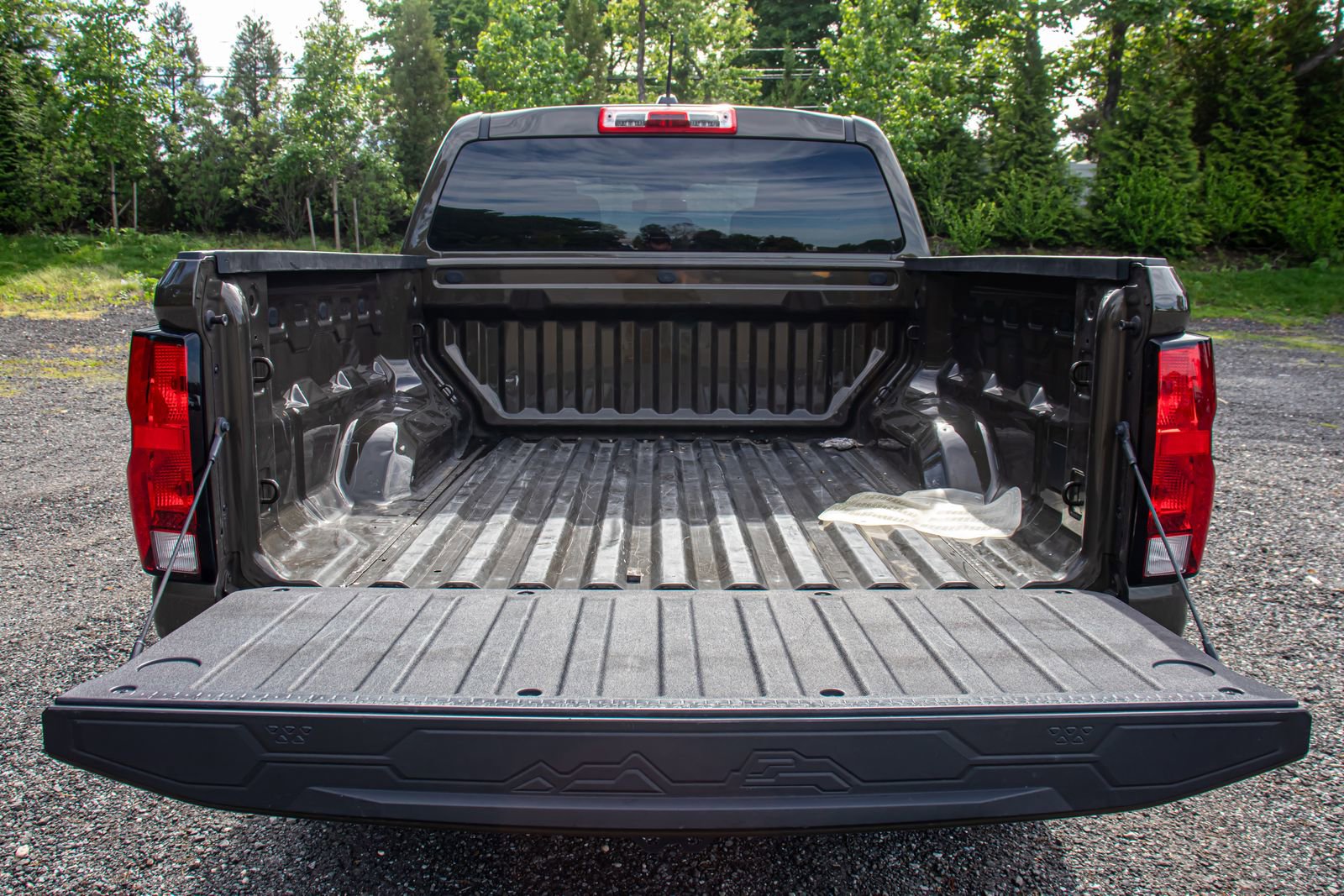 Used 2023 Chevrolet Colorado W/T RWD image 18