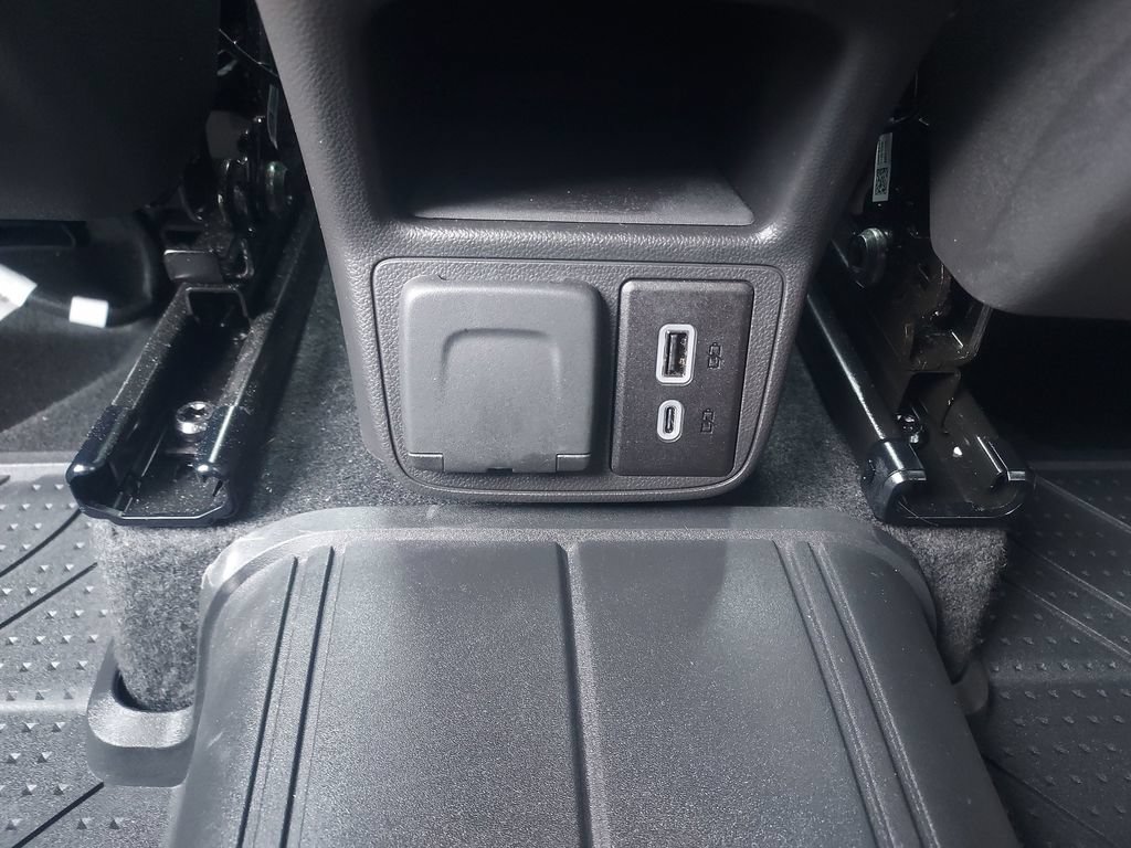 Used 2026 Chevrolet TrailBlazer RS w/ Convenience Package AWD/4WD image 11