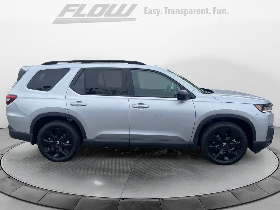 New 2026 Honda Pilot Black Edition image 8