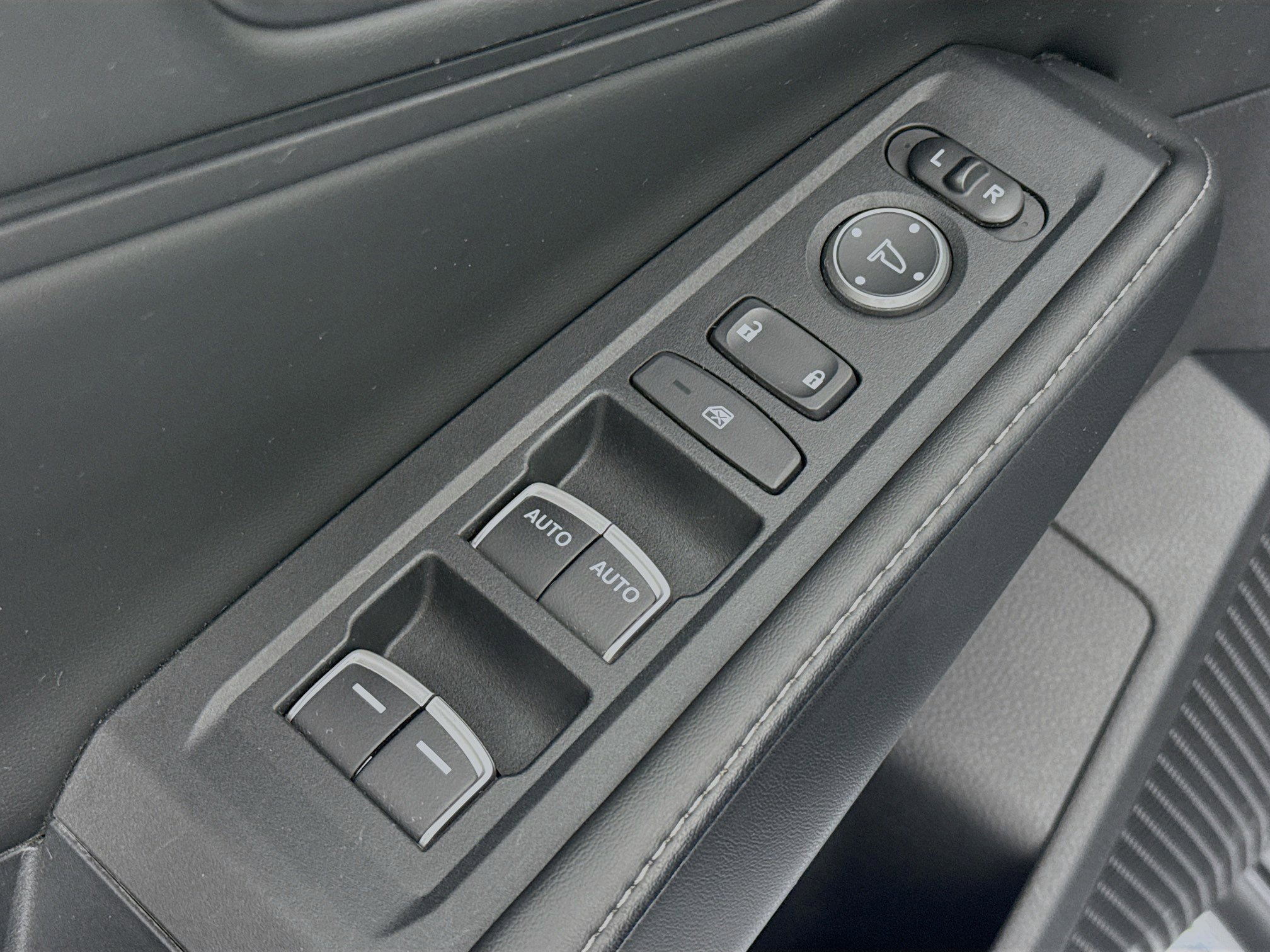 Certified 2023 Honda Accord Sport image 17