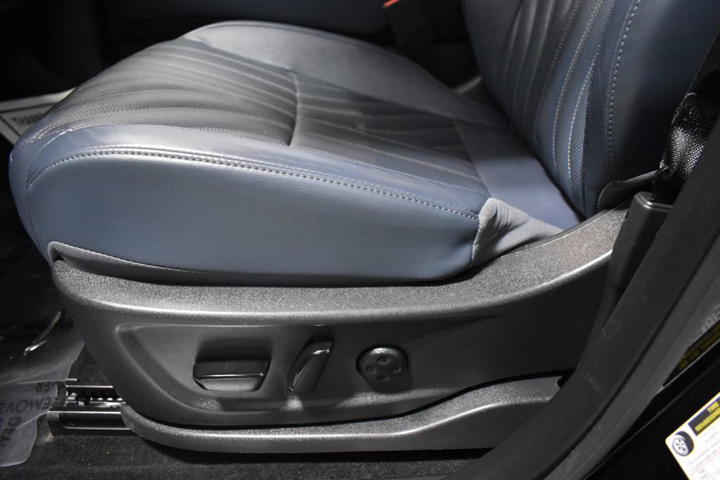 Certified 2023 Nissan Ariya image 18