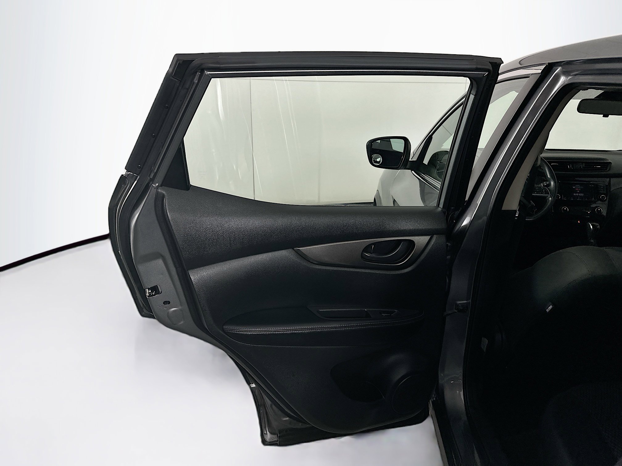 Used 2021 Nissan Rogue Sport S FWD image 24