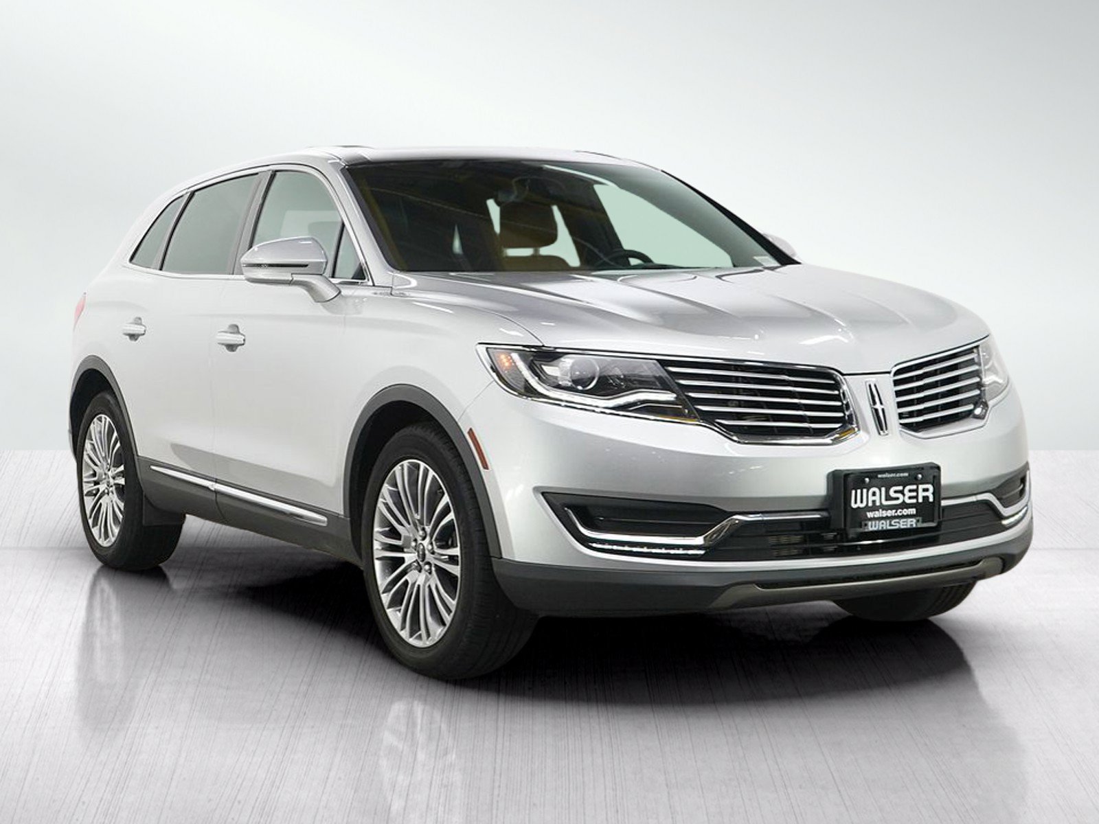 Used 2018 Lincoln MKX Reserve w/ Lincoln MKX Climate Package AWD/4WD image 7