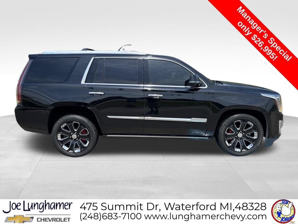 Used 2016 Cadillac Escalade Platinum AWD/4WD image 2