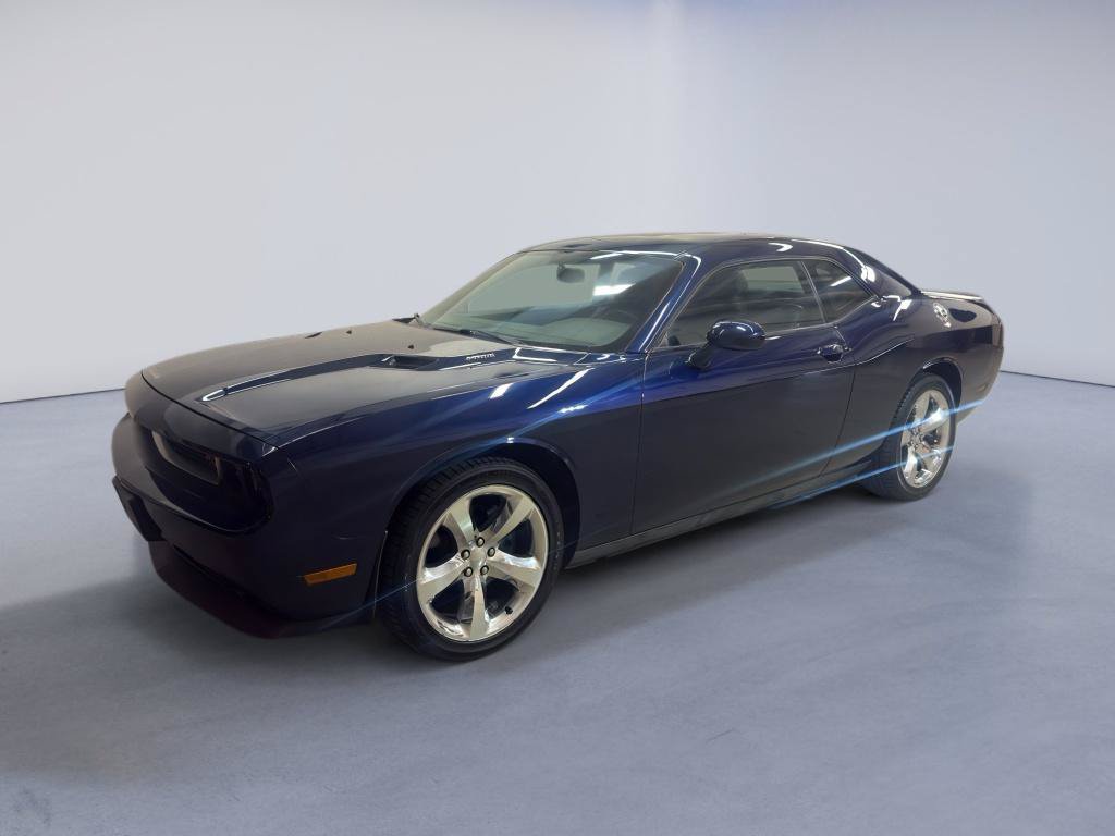 Used 2013 Dodge Challenger R/T Plus RWD image 3