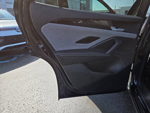 Used 2025 Volkswagen Tiguan S AWD/4WD image 14