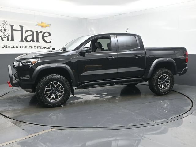New 2026 Chevrolet Colorado ZR2 w/ Off-Road Front Bumper Package AWD/4WD image 10