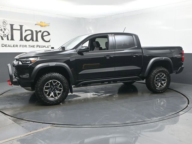 New 2026 Chevrolet Colorado ZR2 w/ Off-Road Front Bumper Package AWD/4WD image 10