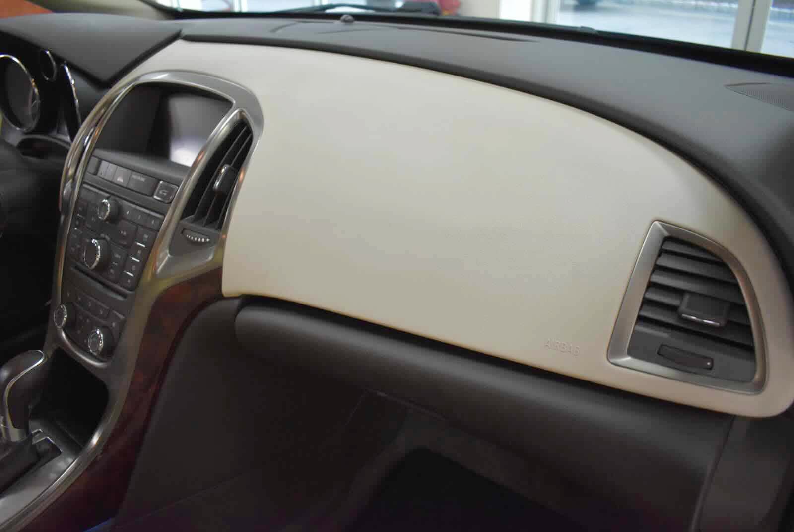 Used 2014 Buick Verano Convenience FWD image 44