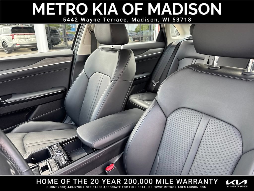 Used 2025 Kia K5 EX FWD image 18