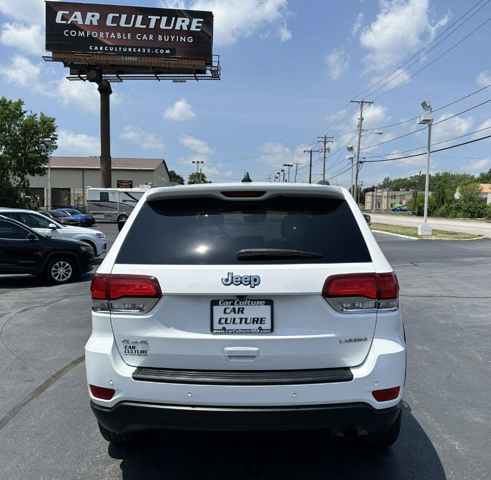 Used 2021 Jeep Grand Cherokee Laredo X AWD/4WD image 13