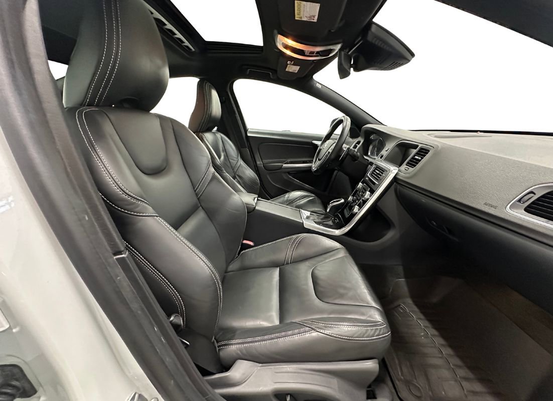 Used 2015 Volvo S60 T6 Platinum image 15