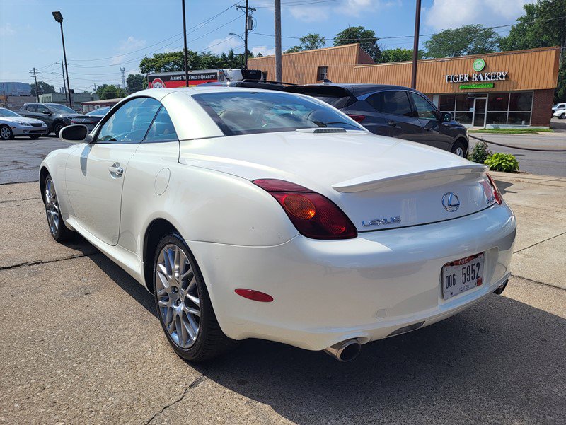 Used 2004 Lexus SC 430 Convertible RWD image 5