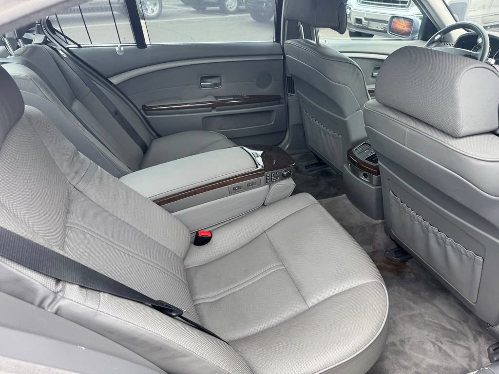 Used 2003 BMW 745Li RWD image 28