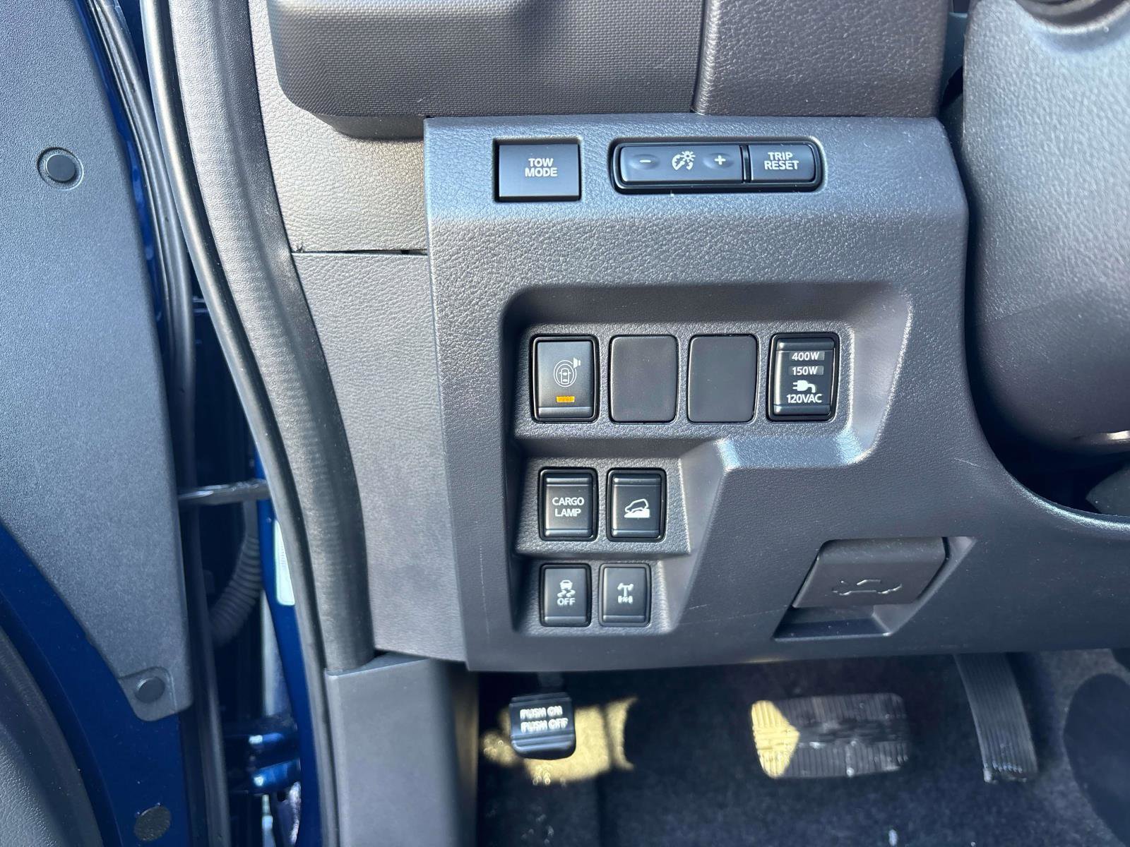 Used 2023 Nissan Frontier PRO-4X w/ Pro Convenience Package AWD/4WD image 13