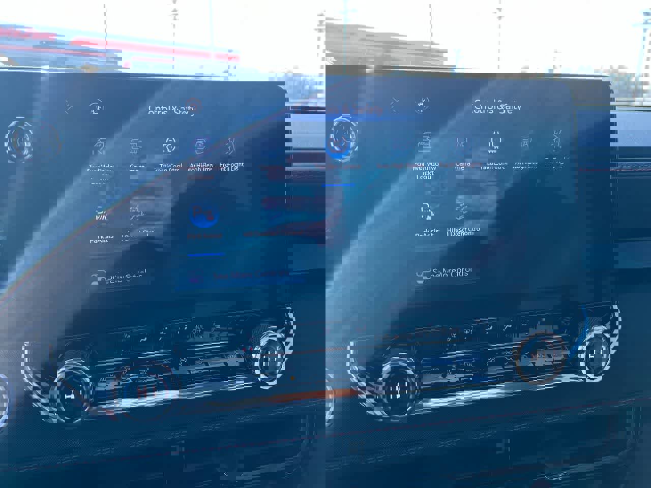 Used 2024 Chevrolet Colorado Z71 w/ Z71 Convenience Package 2 image 17