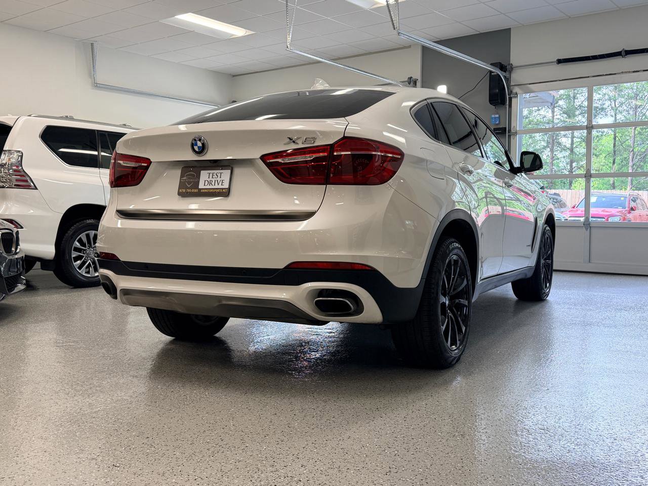 Used 2019 BMW X6 sDrive35i RWD image 9