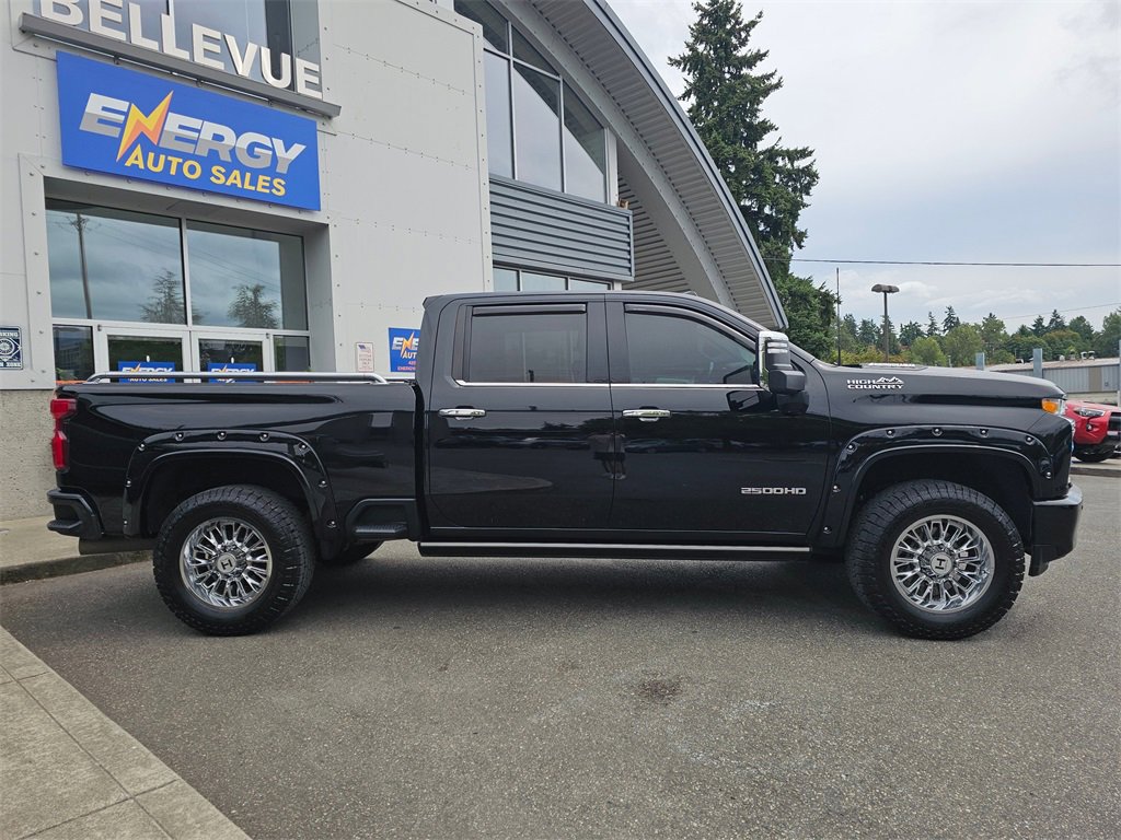 Used 2022 Chevrolet Silverado 2500 High Country w/ Z71 Off-Road Package image 8