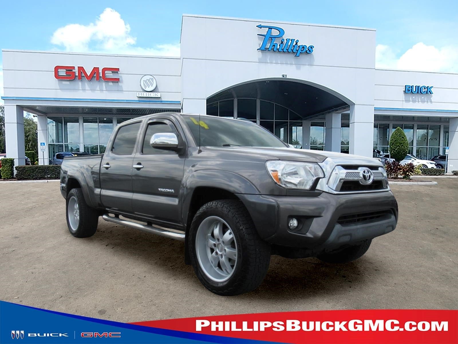 Used 2014 Toyota Tacoma PreRunner w/ SR5 Package RWD image 1