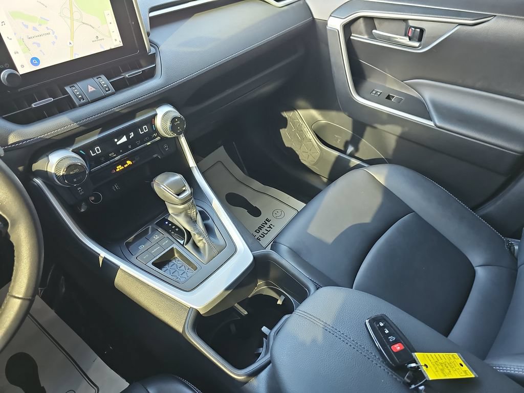 Used 2023 Toyota RAV4 XLE Premium FWD image 25
