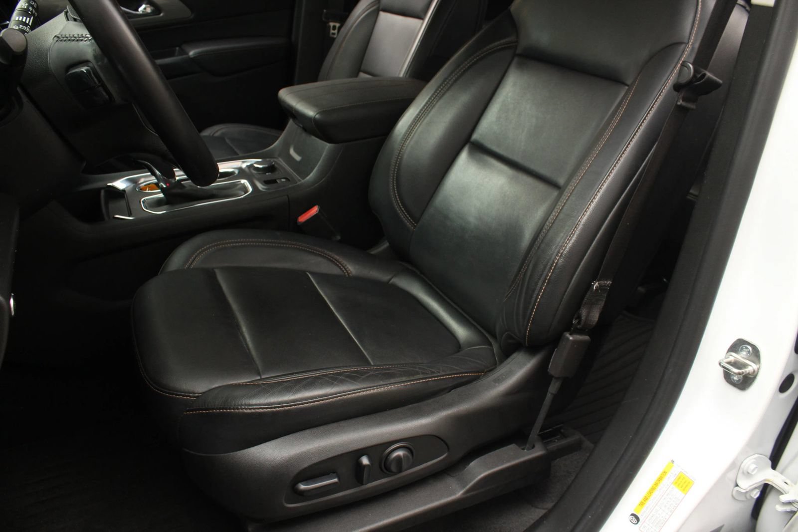 Used 2019 Chevrolet Traverse LT w/ LT Premium Package AWD/4WD image 17