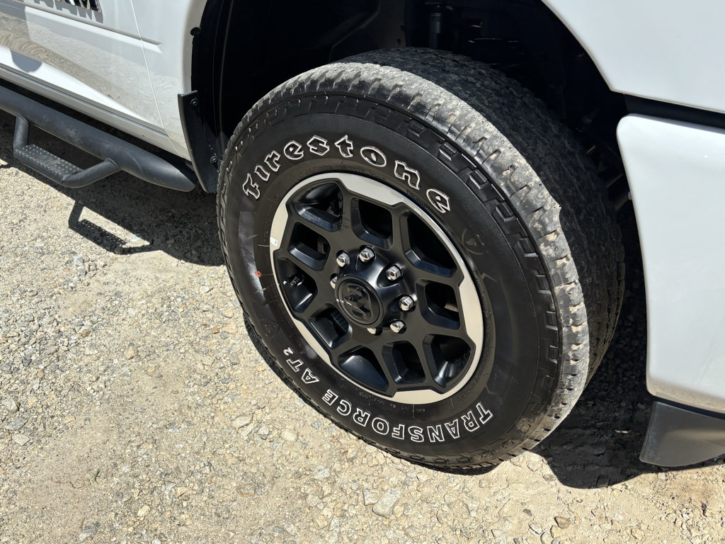 Used 2026 RAM 2500 Laramie AWD/4WD image 9