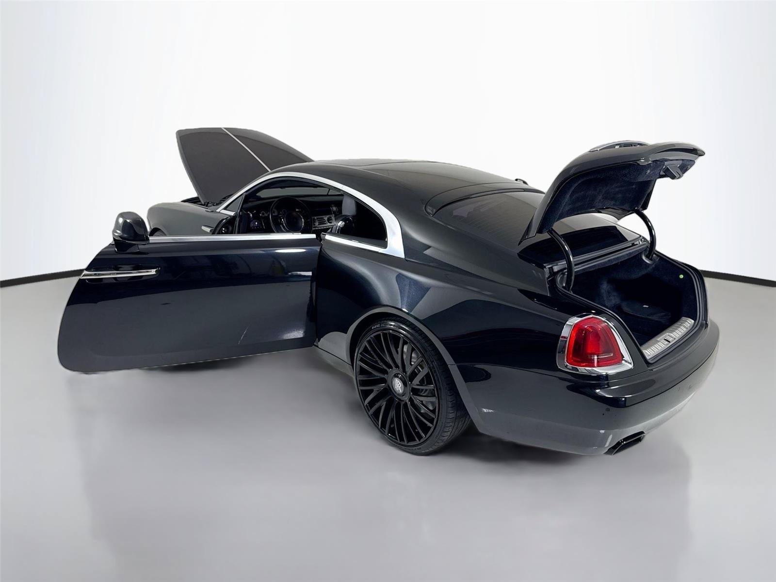 Used 2014 Rolls-Royce Wraith RWD image 37