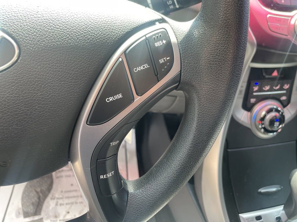 Used 2013 Hyundai Elantra GLS FWD image 33