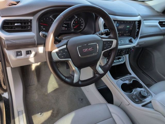 Used 2023 GMC Acadia SLT image 11