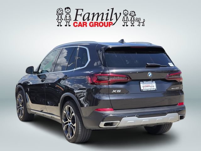 Used 2023 BMW X5 sDrive40i w/ Parking Assistance Package RWD image 3