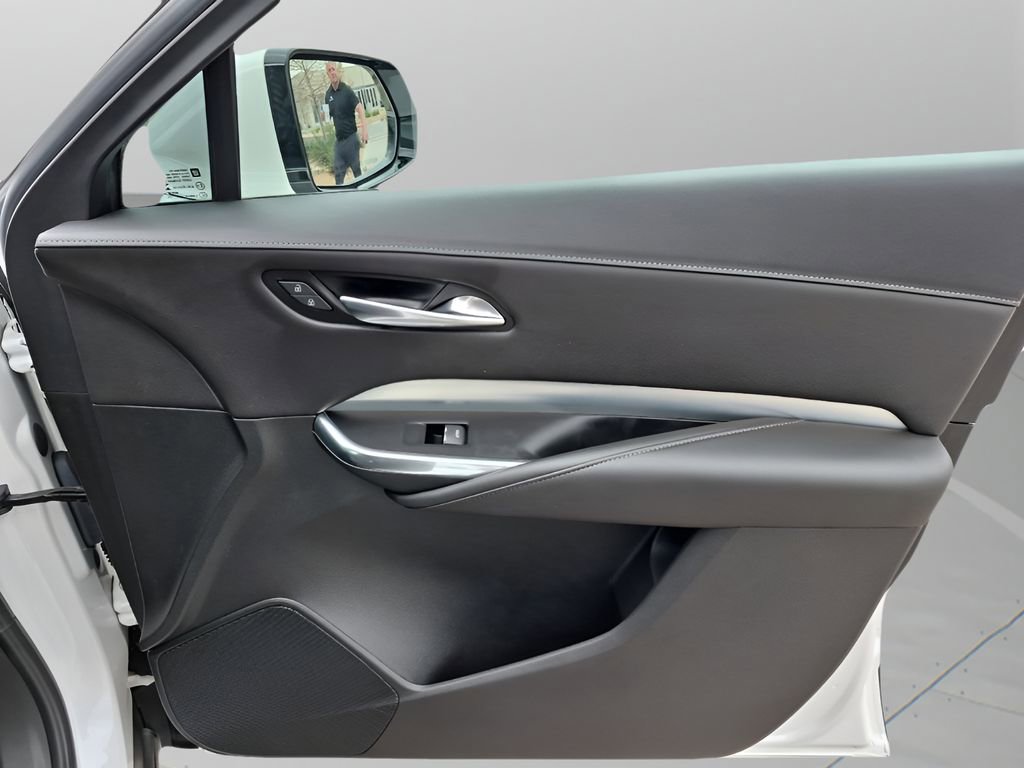 Certified 2021 Cadillac XT4 Premium Luxury w/ LPO, Radiant Package image 13