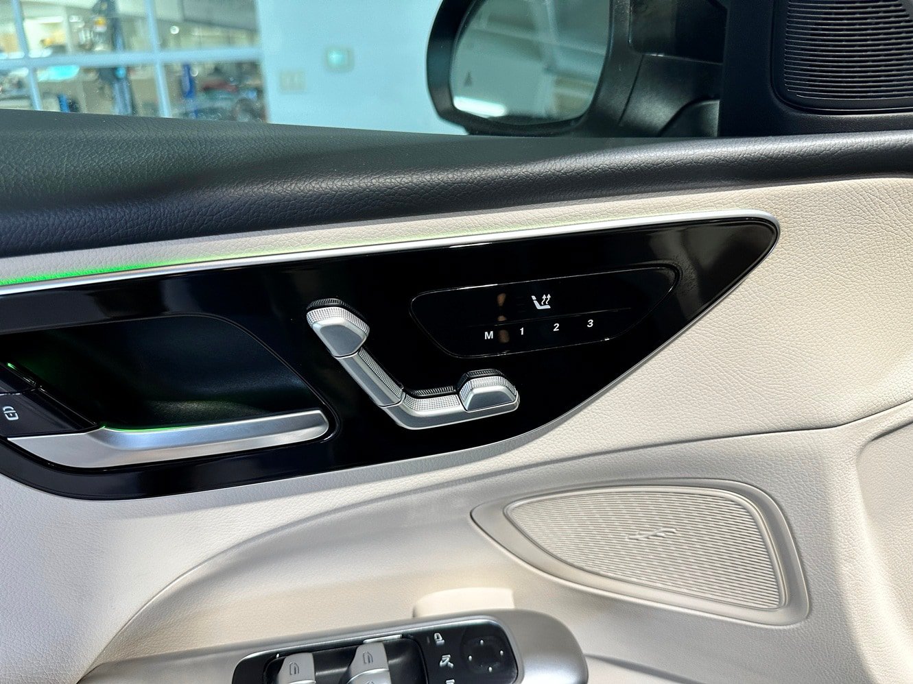 Certified 2023 Mercedes-Benz C 300 4MATIC Sedan image 12