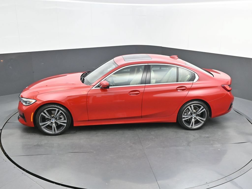 Used 2022 BMW 330i Sedan w/ Driving Assistance Package RWD image 35