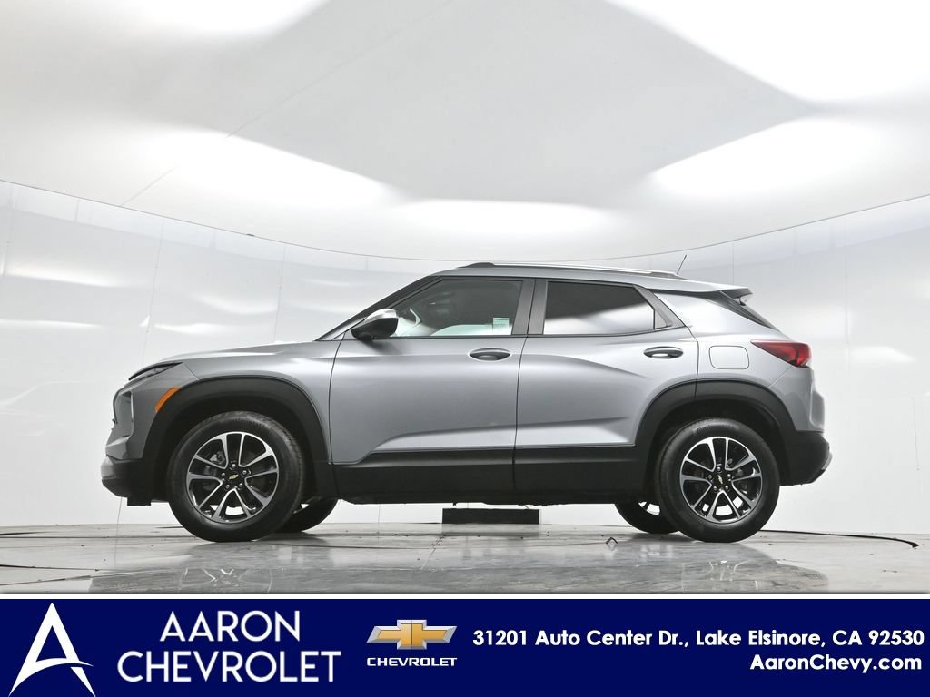 New 2025 Chevrolet TrailBlazer LT w/ Convenience Package FWD image 58