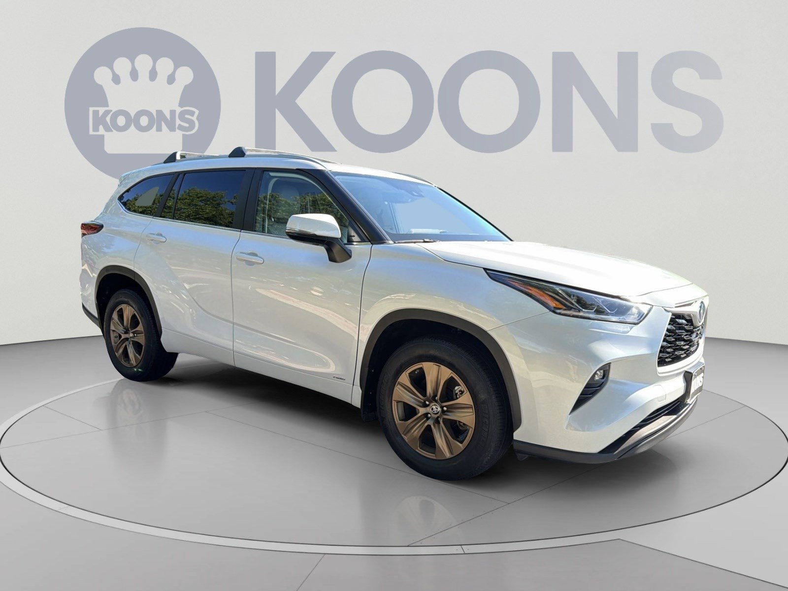 Used 2023 Toyota Highlander Bronze Edition AWD/4WD image 10