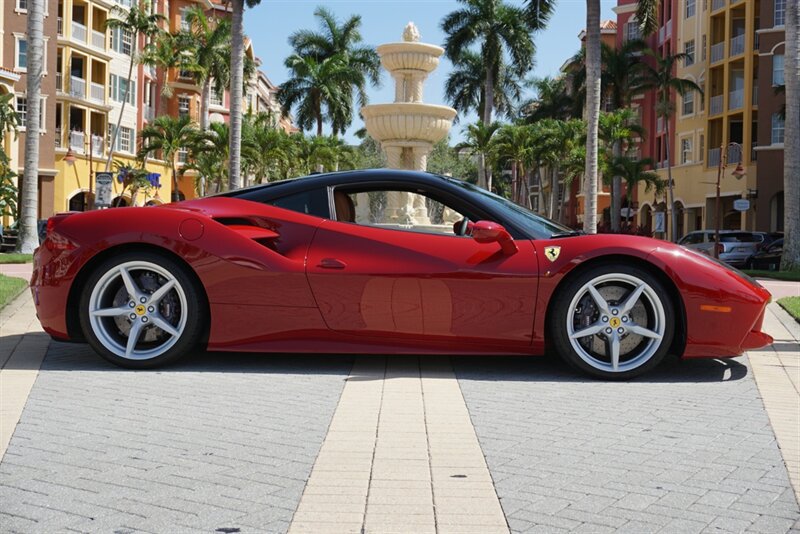 Used 2019 Ferrari 488 GTB RWD image 3