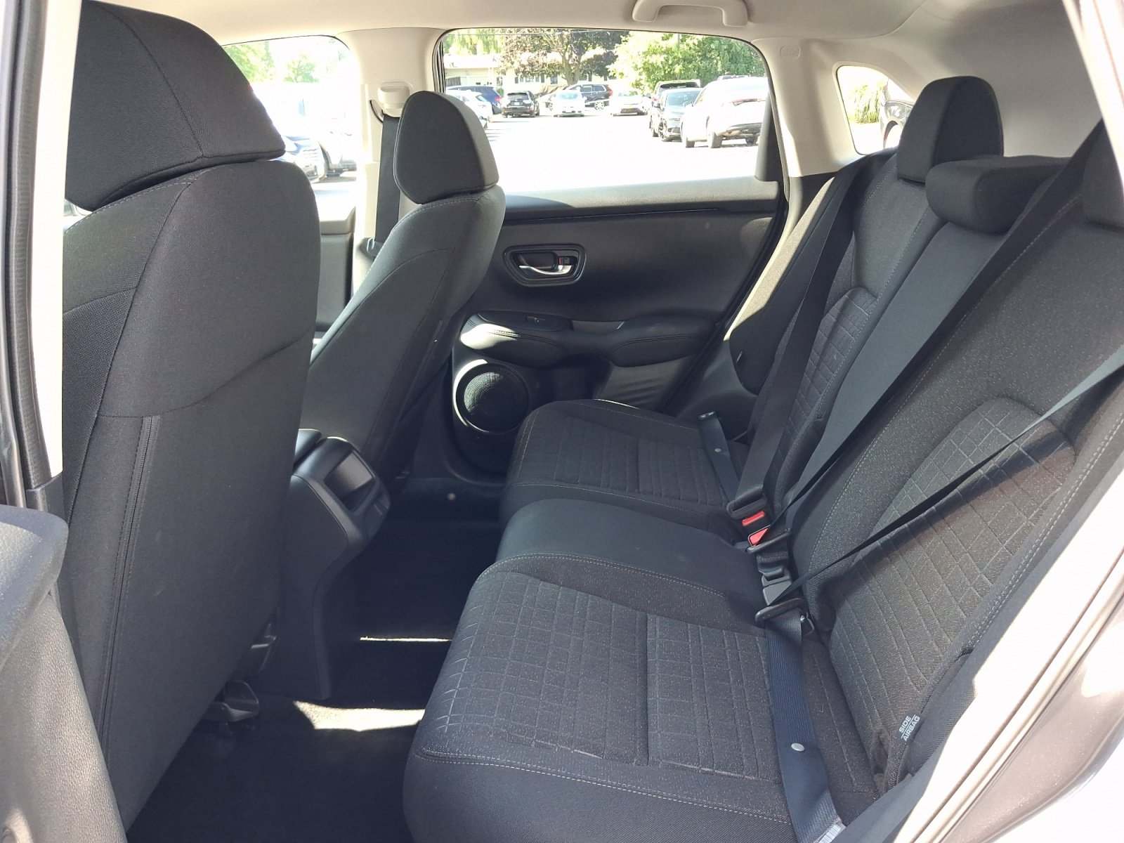 Used 2027 Honda HR-V LX image 12