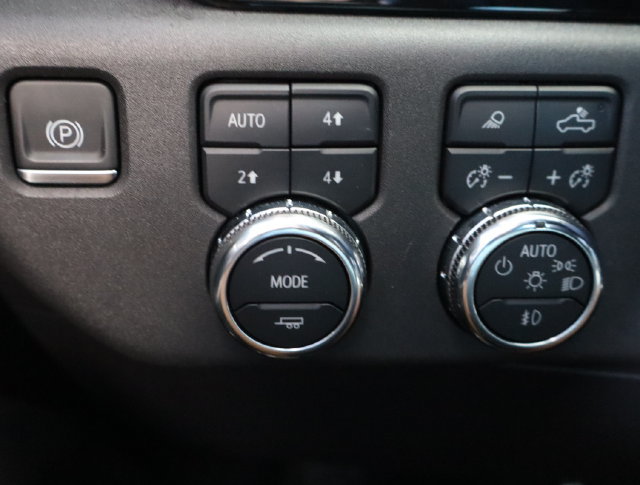 Used 2023 GMC Sierra 1500 Elevation w/ Preferred Package AWD/4WD image 32