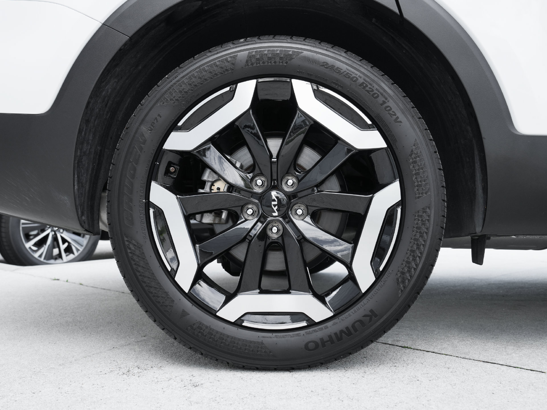 Used 2025 Kia Telluride S FWD image 30