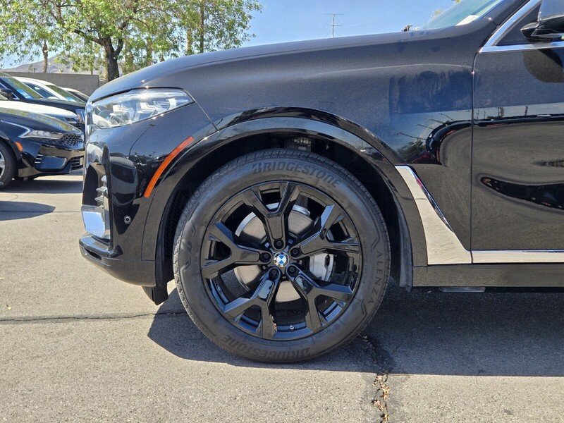 Used 2020 BMW X7 xDrive40i w/ Luxury Seating Package AWD/4WD image 10