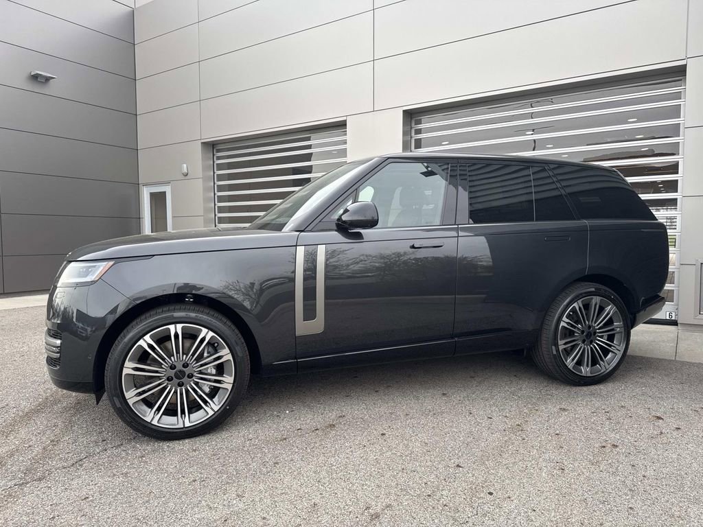 New 2026 Land Rover Range Rover SE AWD/4WD image 3