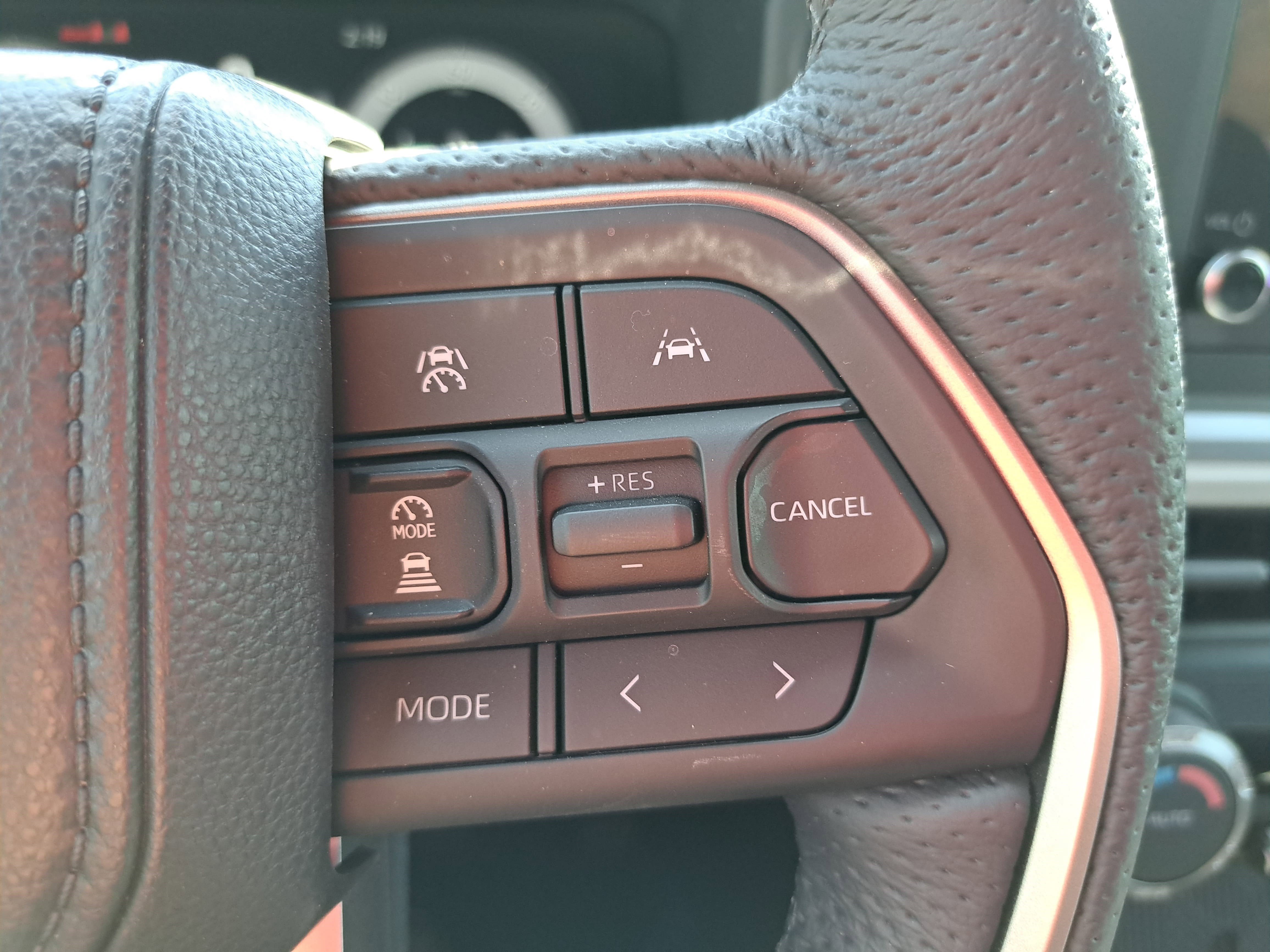 Used 2025 Toyota Tacoma TRD Off-Road AWD/4WD image 17
