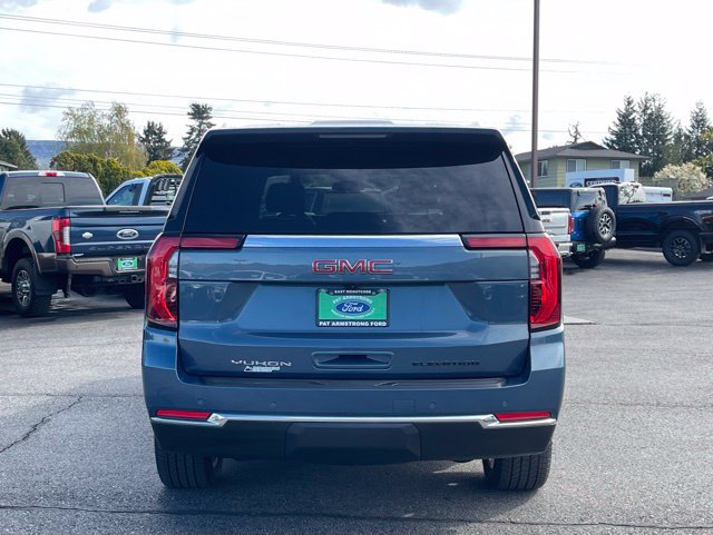 Used 2025 GMC Yukon XL Elevation AWD/4WD image 4