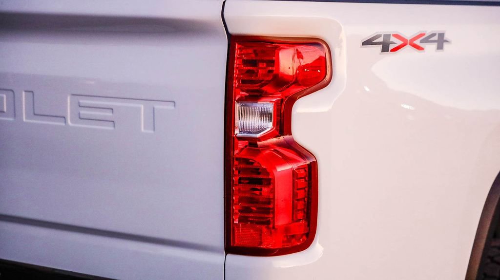 Used 2024 Chevrolet Silverado 2500 W/T w/ WT Convenience Package image 10