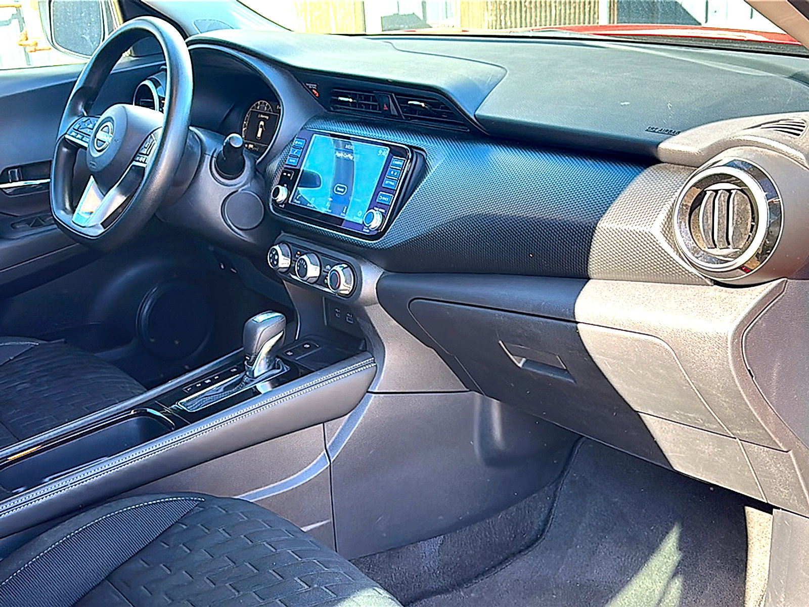 Used 2023 Nissan Kicks SV image 22