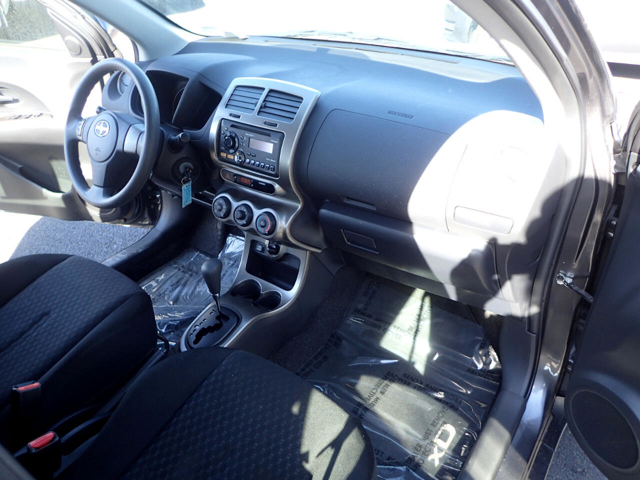 Used 2012 Scion xD image 13